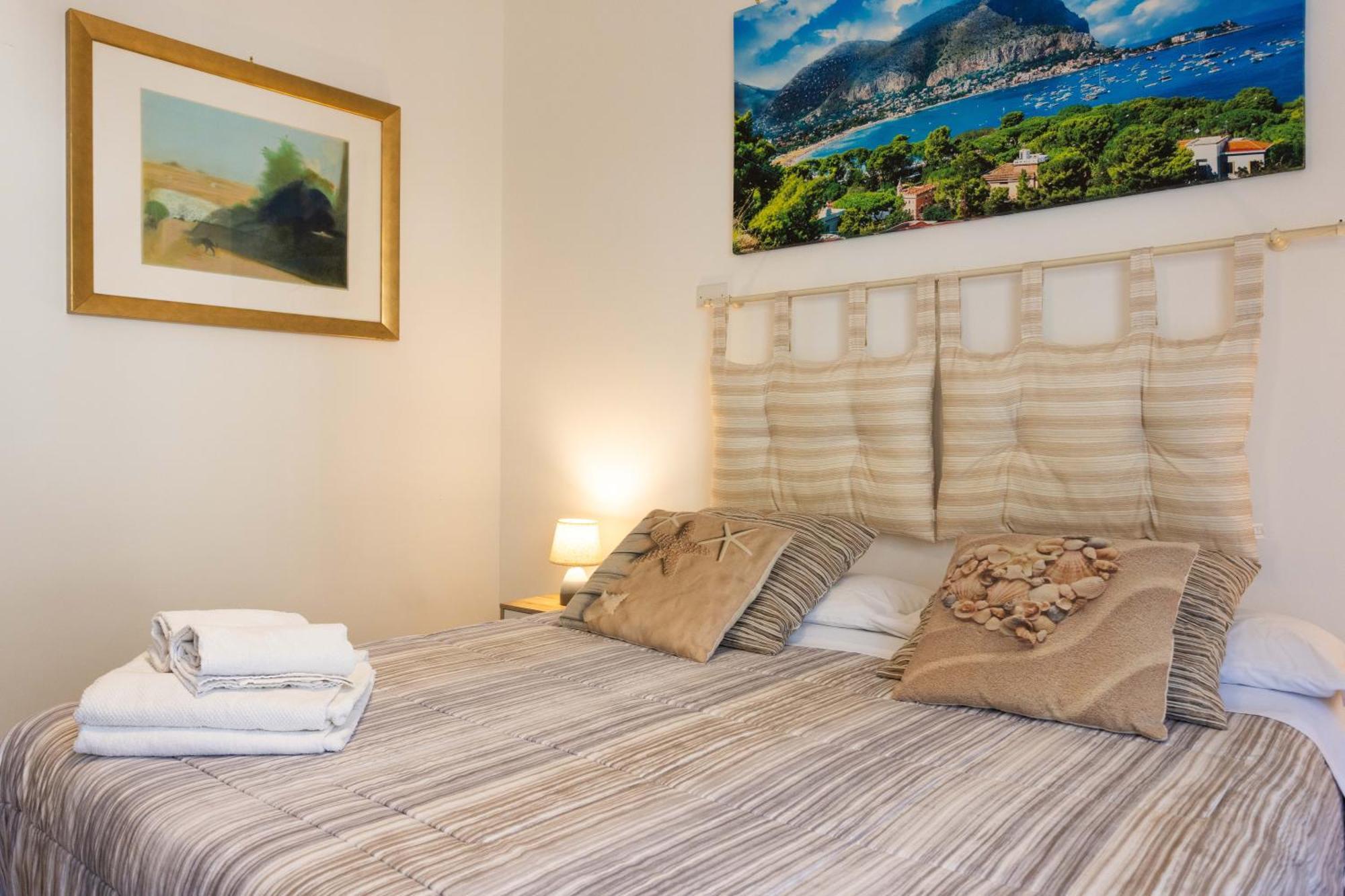 House Eraclea * Mondello